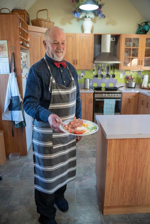 Alpine Rock B&B Te Anau Luaran gambar