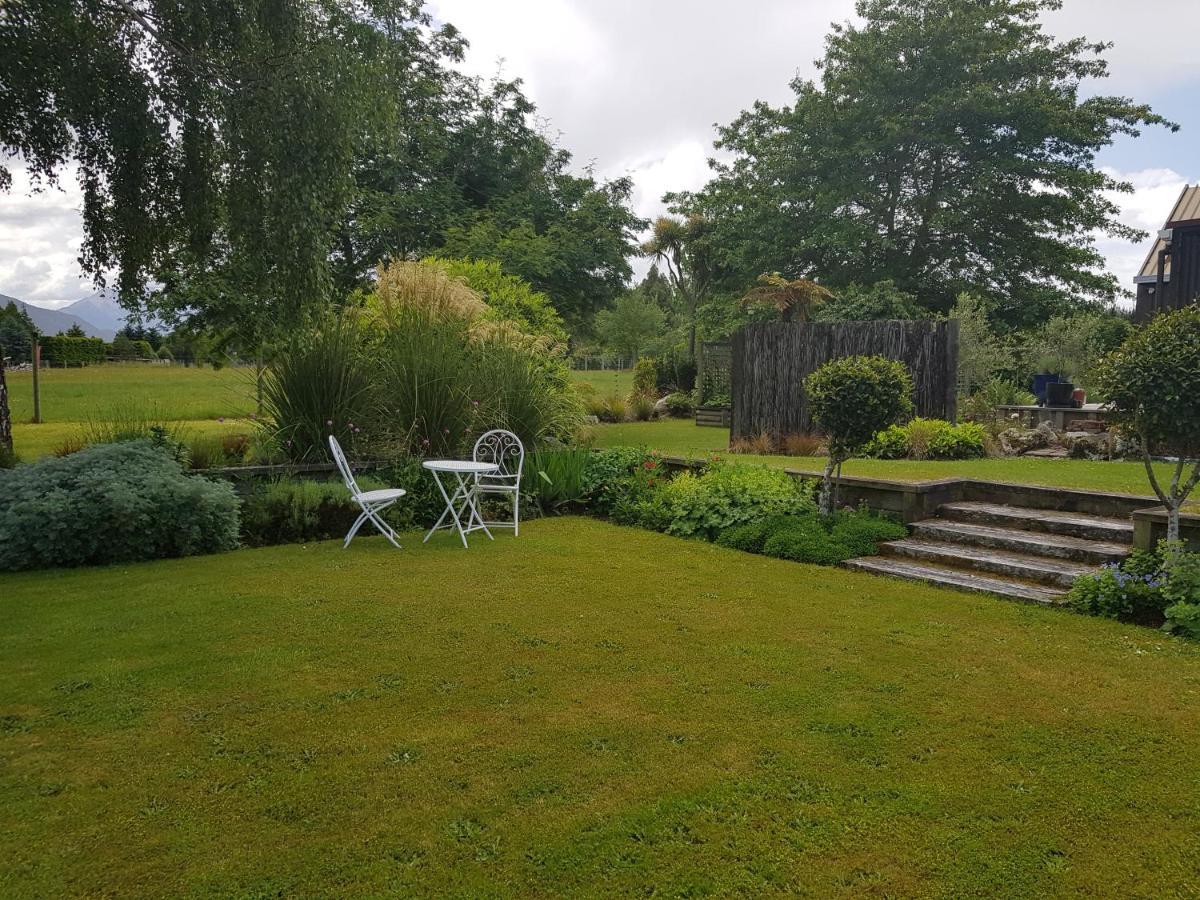 Alpine Rock B&B Te Anau Luaran gambar