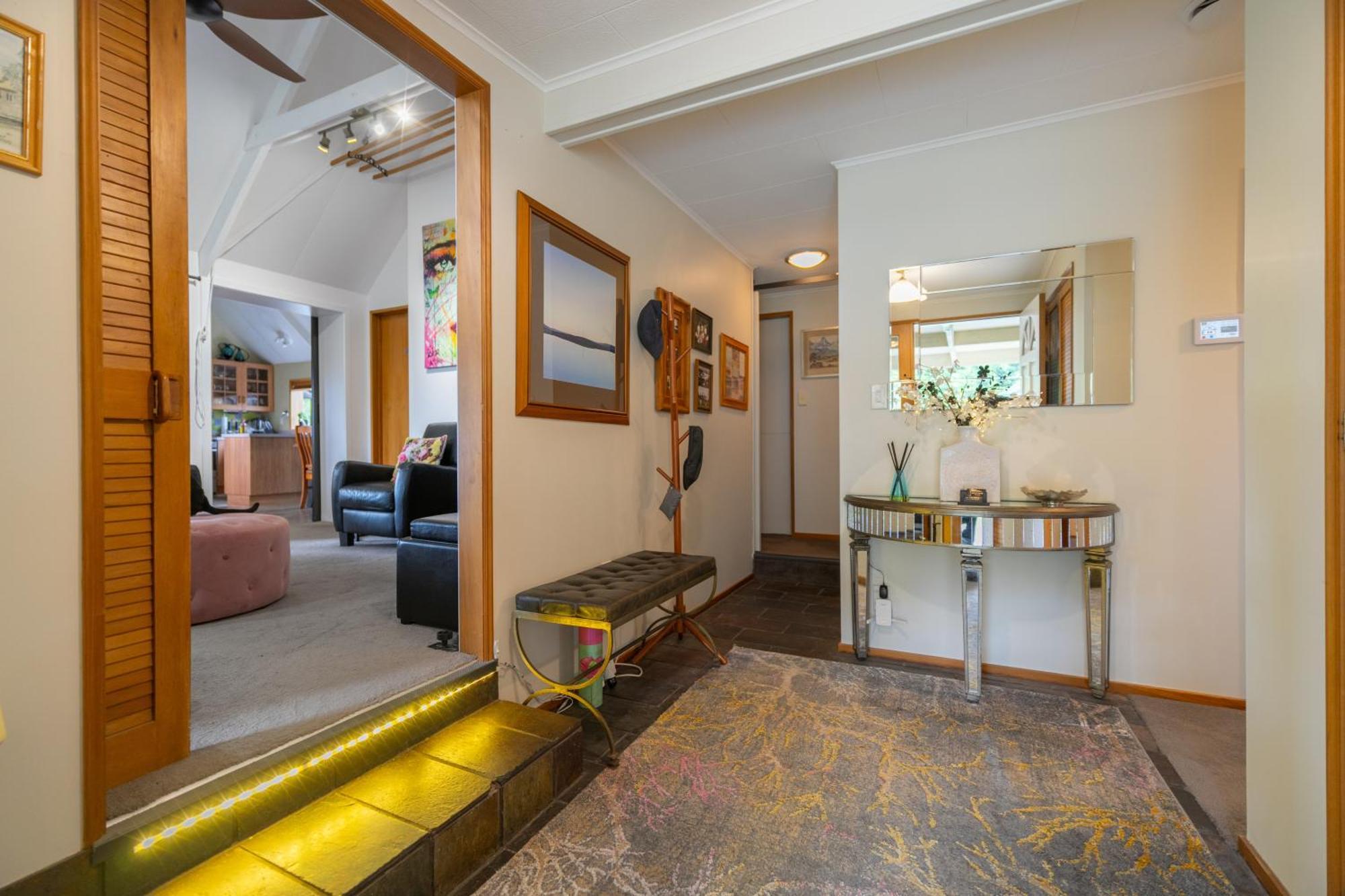 Alpine Rock B&B Te Anau Luaran gambar