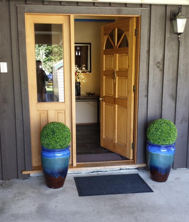Alpine Rock B&B Te Anau Luaran gambar
